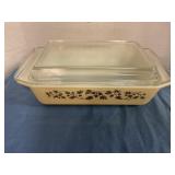 Pyrex 2qt casserole dish