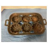 Cast iron muffin pan