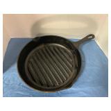 Lodge cast iron grill pan