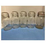 4Ball Ideal / 1Drey qrt size jar with glass lids