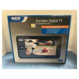 RCA portable digital TV 7ï¿½ in box
