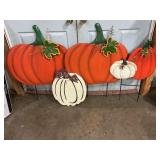 Pumpkin yard art