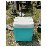 Igloo cooler