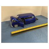1957 Chevrolet suburban model car