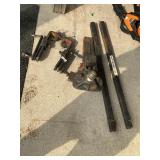 Trailer hitch with stabilizing rods