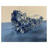 Porcelain foo dog figurine 10ï¿½ long