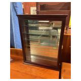 Display case with glass shelves 16ï¿½ x 4ï¿½ x 21ï¿½