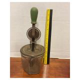 Vintage hand egg beater/mixer
