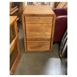 25ï¿½x20ï¿½x29ï¿½ wooden filing cabinet