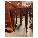 19ï¿½x19ï¿½ side table