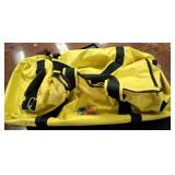 BASS PRO EXTREME BOAT BAG