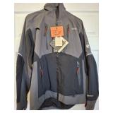 GUIDEWEAR MEDIUM GORETEX WITH SMALL RIP ON FRONT