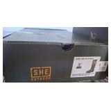 SHE OUTDOOR LADIE'S CAMO UTILITY BOOTS SIZE 8