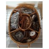 GROUP OF LEATHER MAKING ITEMS GROUP OF LEATHER MAKING ITEMS