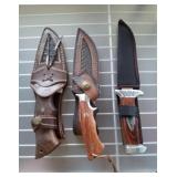 3 PC SHEATHED KNIVES 3 PC SHEATHED KNIVES