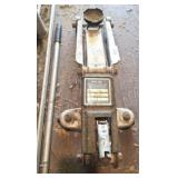 4000 LB HYDRAULIC JACK w/ HANDLE 4000 LB HYDRAULIC JACK w/ HANDLE