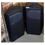 2 BOSE STEREO SPEAKERS 2 BOSE STEREO SPEAKERS