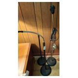 3 PC MIC STAND AND MICROPHONE 3 PC MIC STAND AND MICROPHONE