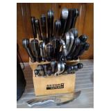SIX STAR CUTLERY KNIFE BLOCK AND CONTENTS, SIX STAR CUTLERY KNIFE BLOCK AND CONTENTS,