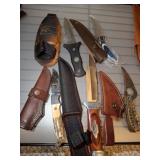 ASSORTED KNIVES, DAMASCUS, MISC SMITH AND WESSON ASSORTED KNIVES, DAMASCUS, MISC SMITH AND WESSON