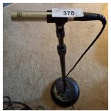 DIRECTIONAL MIC AND MIC STAND DIRECTIONAL MIC AND MIC STAND