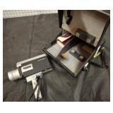 VINTAGE CANNON SUPER 8 VIDEO CAMERA