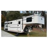 2008 ADAM HORSE TRAILER WITH FULL LIVING QUARTERS