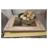 PLACE MATS AND EGG DECOR