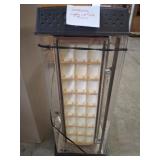 LIGHTED ROTATING ZIPPO DISPLAY CASE W/ KEY
