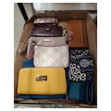 LADYS CLUTCHES AND WALLETS