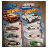 HOTWHEELS MINIATURE DIE CAST CARS