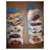 HOTWHEELS MINIATURE DIE CAST CARS