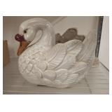 DECORATIVE SWAN BOWL