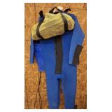 WET SUIT, DIVE VEST AND ACCESSORIES