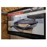 CAST IRON GRILL PAN AND PRESS