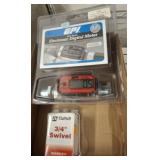 ELECTRONIC DIGITAL METER, SWIVEL