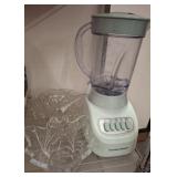 GLASS BOWLS AND HAMILTON BEACH BLENDER