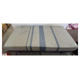 TWIN FOUNDATION W/ SERTA iCOMFORT MATTRESS