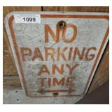 NO PARKING SIGN