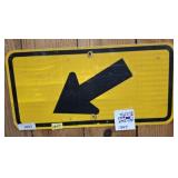 ARROW ROAD SIGN