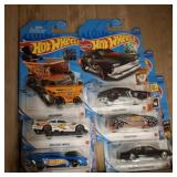 HOTWHEELS MINIATURE DIE CAST CARS