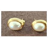 Gold-Tone Earrings With Faux Pearl Accents sc3