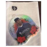 2025 Topps Holiday MLB Ornament Card