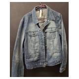Akademiks XL Denim Jacket with Button Closure on c