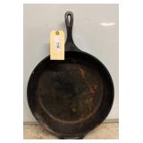 Lodge Cast Iron Skillet with Logo Mark
