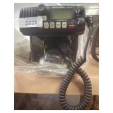 West Marine VHF580 Fixed-Mount Marine Radio