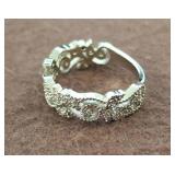 Silver Tone Filigree Ring with Vine Design sc3