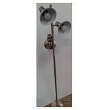 Brushed Metal Triple-Head Floor Lamp 52in et room