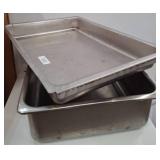 Stainless Steel Baking and Steam Table Pans et roo