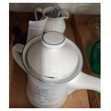 Teapots and Creamer, Made in Japan